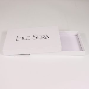 Hộp giấy đựng quần áo