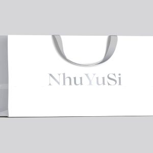 In túi giấy đựng quần áo NhuYuSi