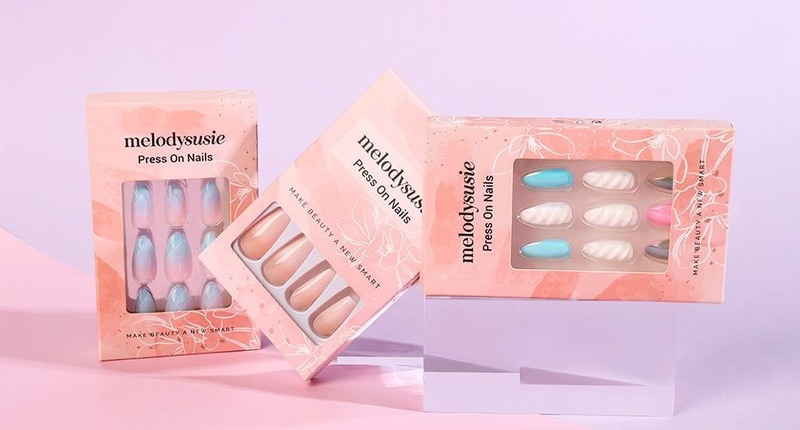 in hộp cứng đựng nail và mi