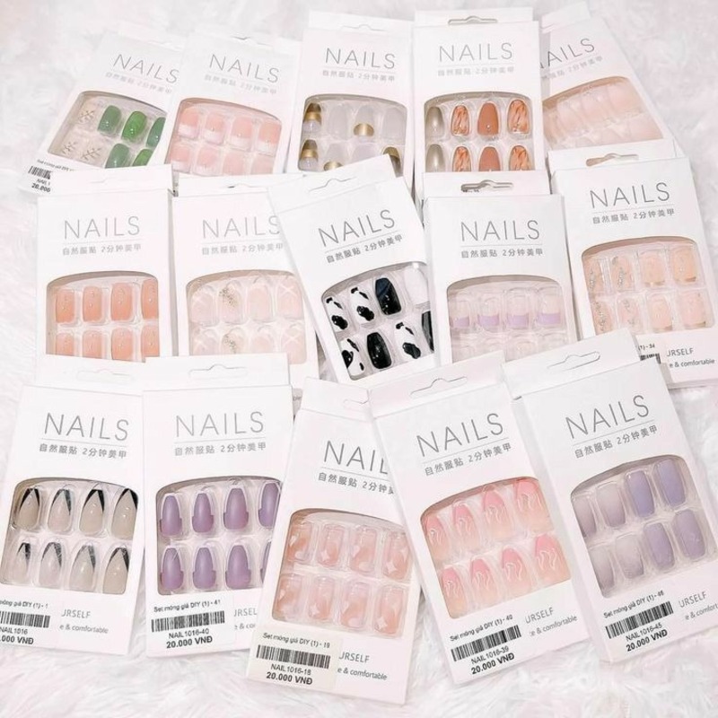 in hộp cứng đựng nail và mi