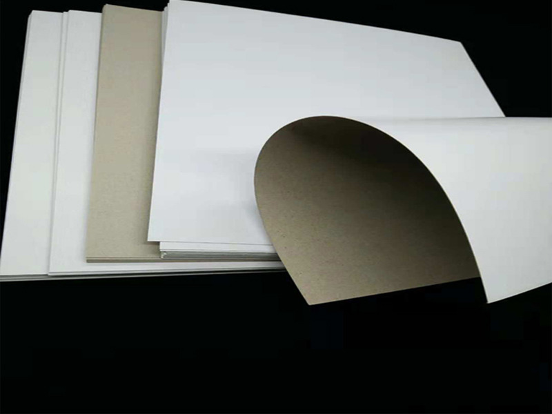 giấy làm thùng carton 