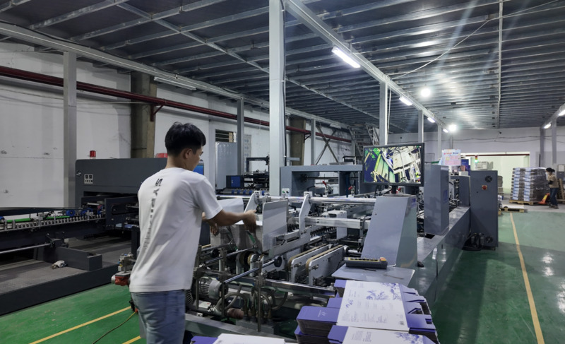 thùng carton đựng quần áo